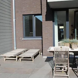 https://modern-gezellig-vakantieappartement-met-ruim-terras-in-oostende.hotelsghent.com