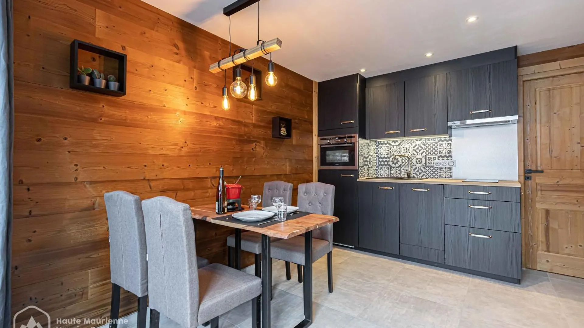 Les Chenevers Lanslevillard Appartement