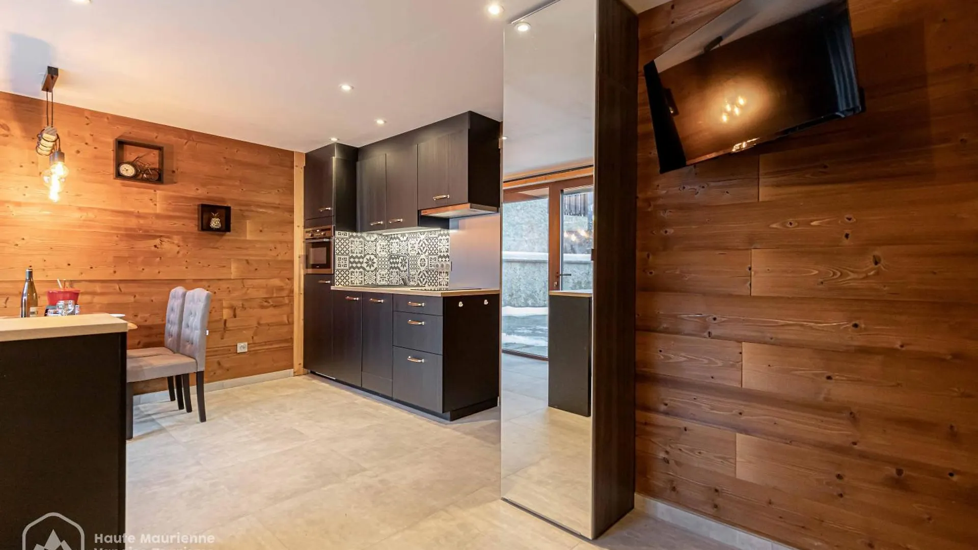 Les Chenevers Lanslevillard Appartement