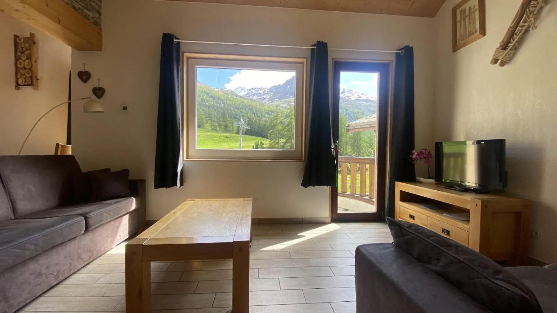Les Chenevers Lanslevillard Frankrijk